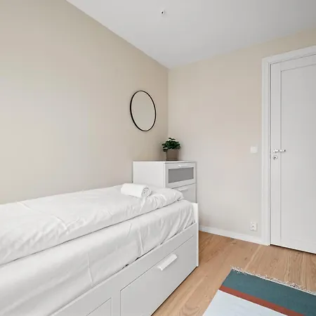 Marken Townhouse New 2025 Bergen Esterno foto